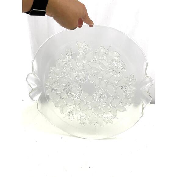 Mikasa Crystal Bianca Cake Frosted Glass Platter Flowers 14” Ruffle Edge - Picture 3 of 16
